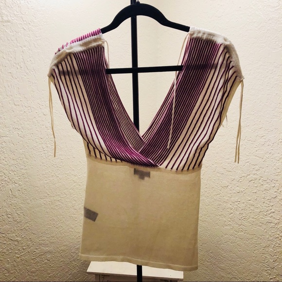 Rampage White and Purple Deep V Neck Top - Picture 2 of 4